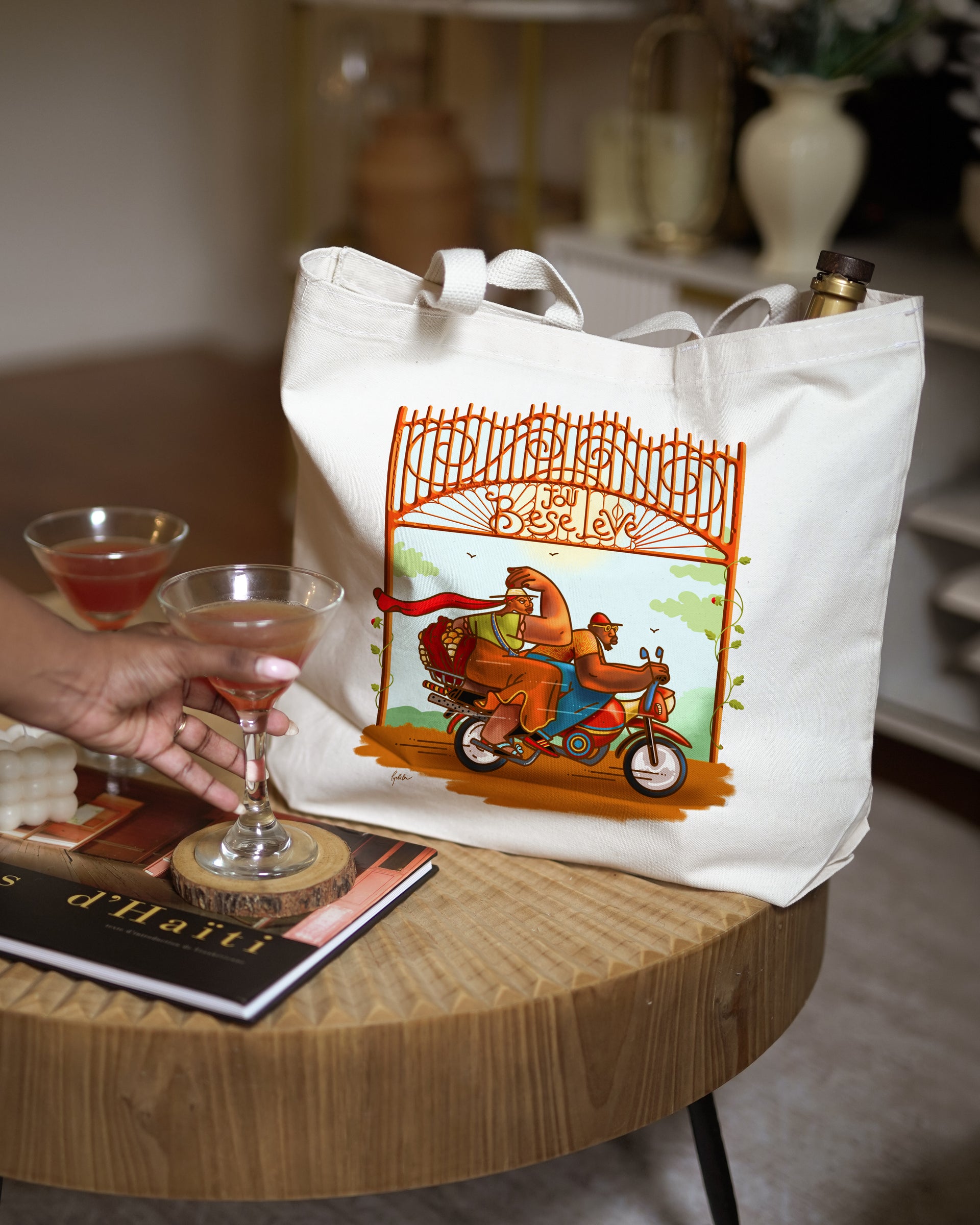 Jumbo Bese Leve Tote Bag
